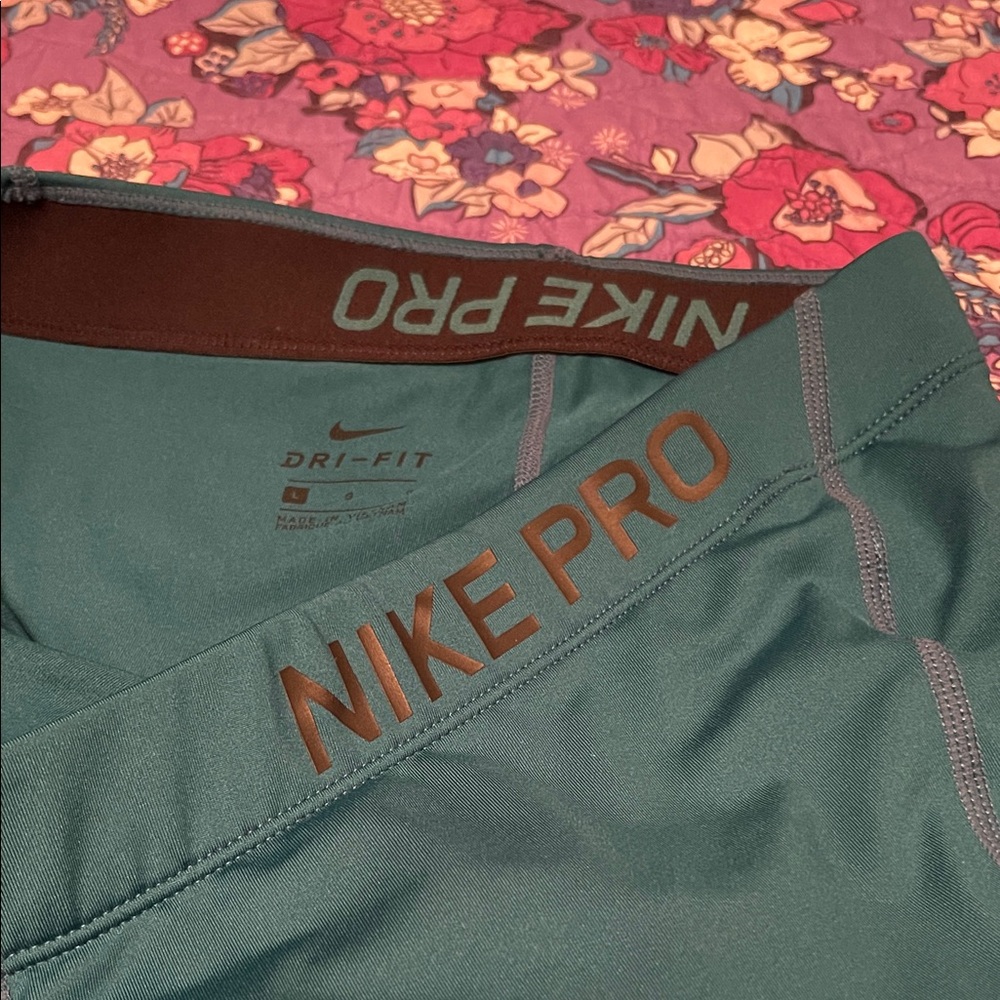 Teal Women’s Nike Pro Shorts - Picture 3 of 5